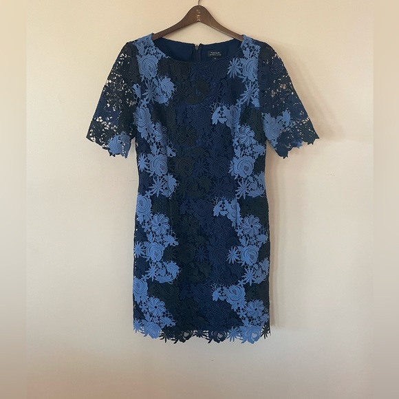 Tahari ASL Dresses & Skirts - Tahari beautiful blue lace dress